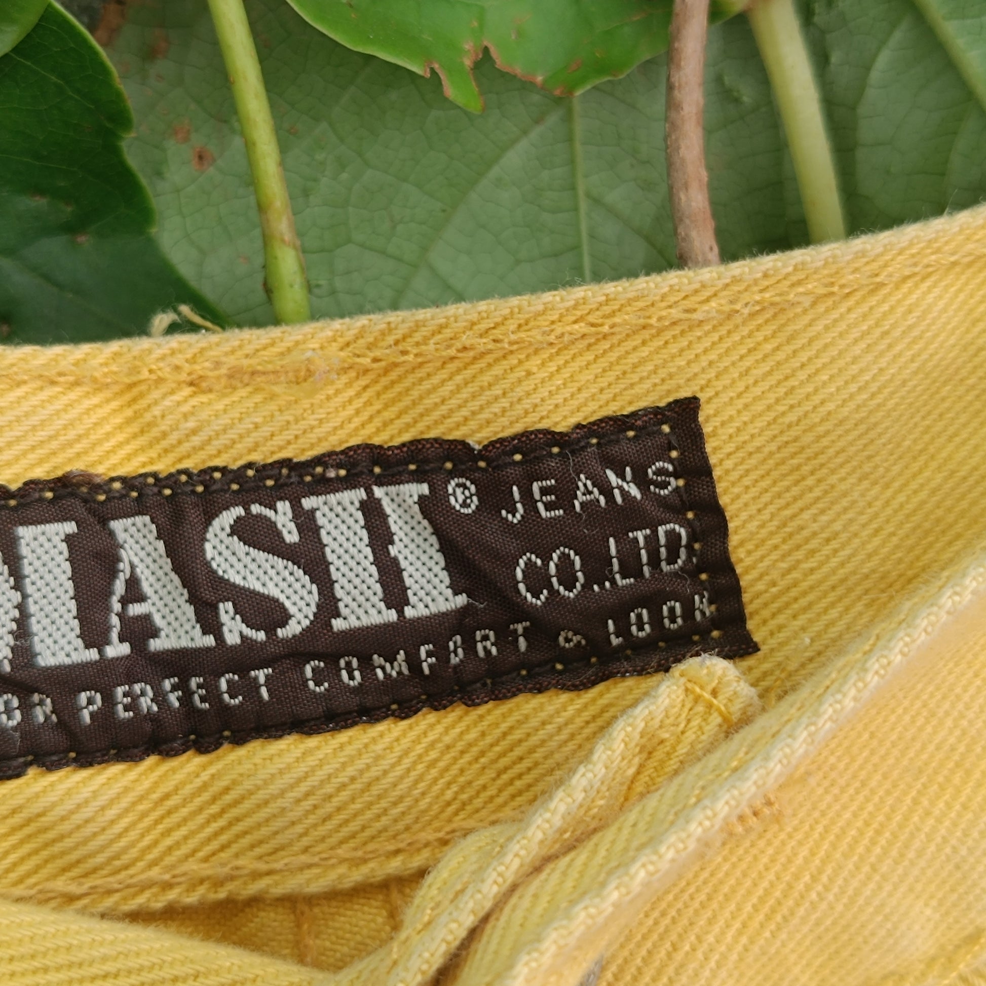 Vintage Yellow High Waist Jeans | 90s MASH Tapered Denim Pants