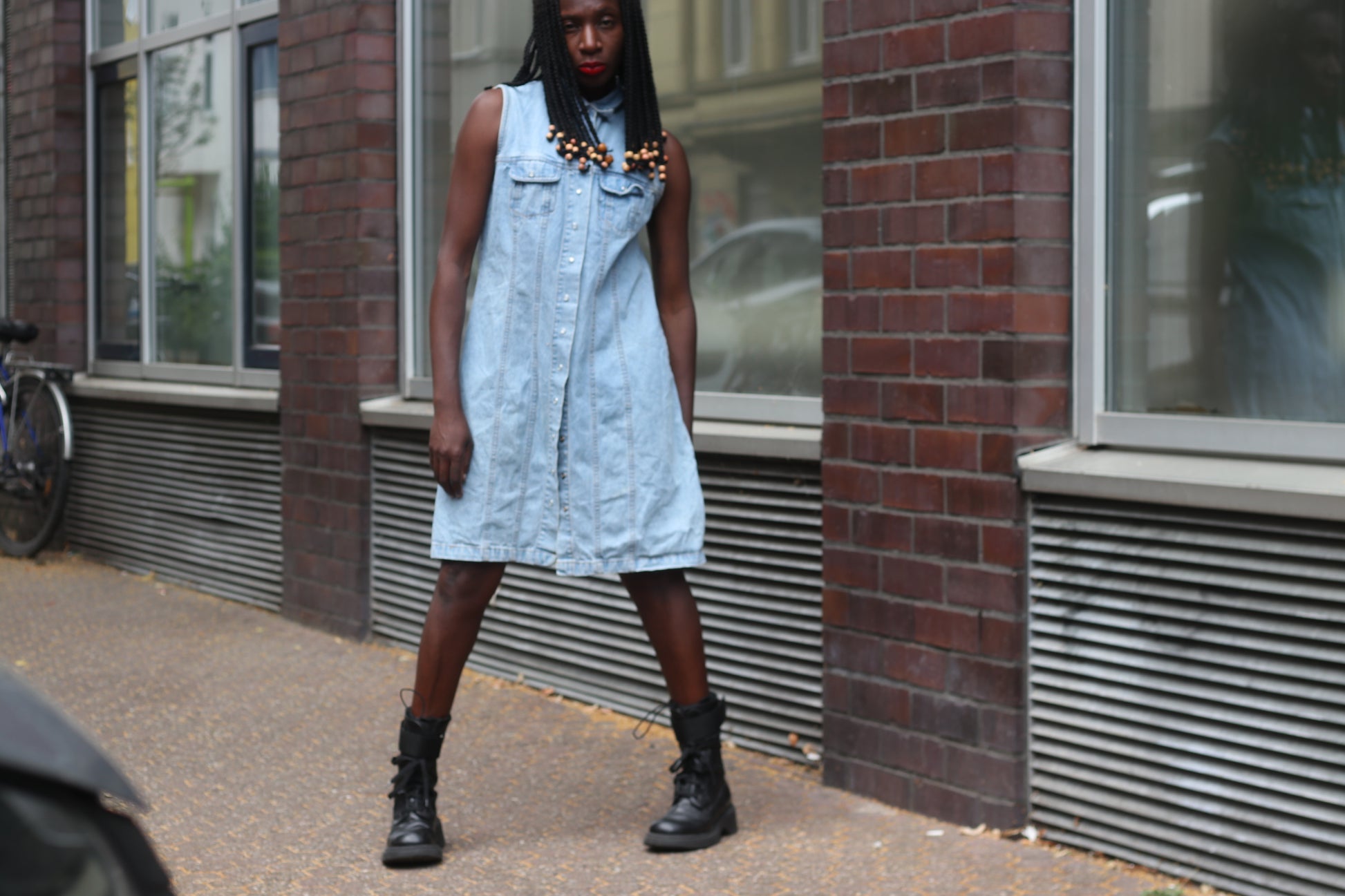 Vintage 90s Denim Dress Sleeveless Light Wash Jean Midi Snap Button Coat Dress