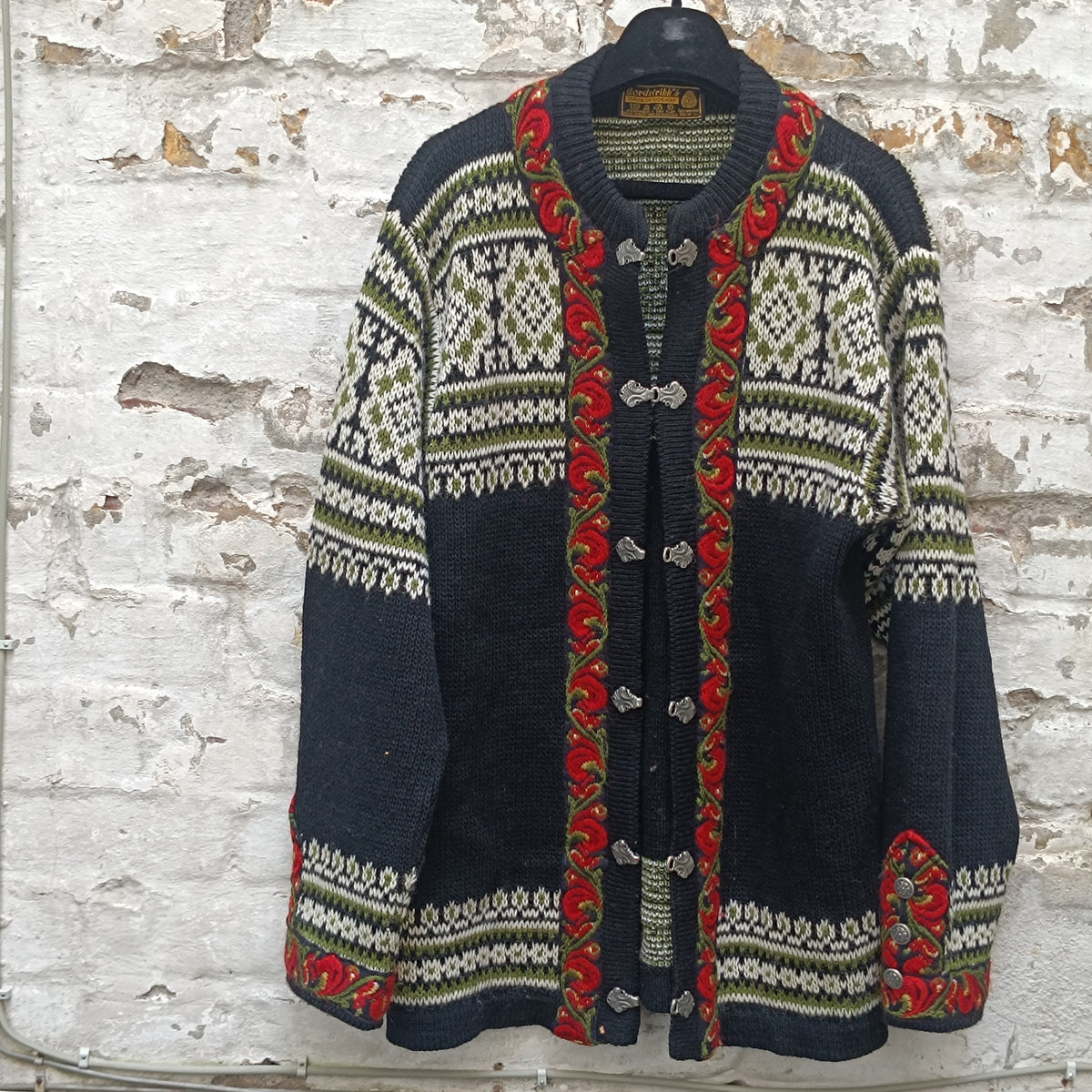 Vintage Norwegian Wool Cardigan | Nordstrikk Folk Knit | L/XL