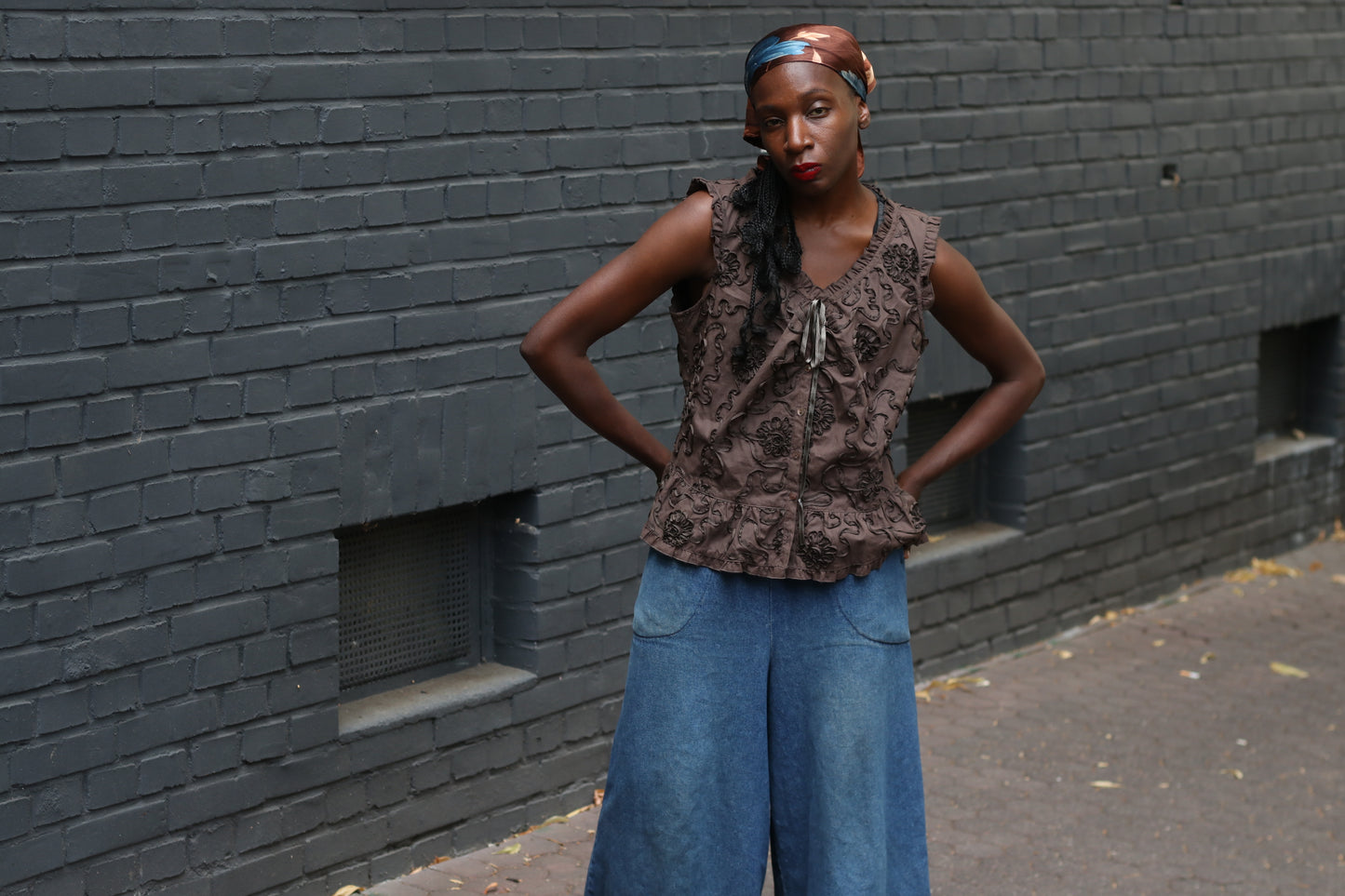 Vintage Brown 90s Textured Sleeveless Blouse Top - Boho Vest