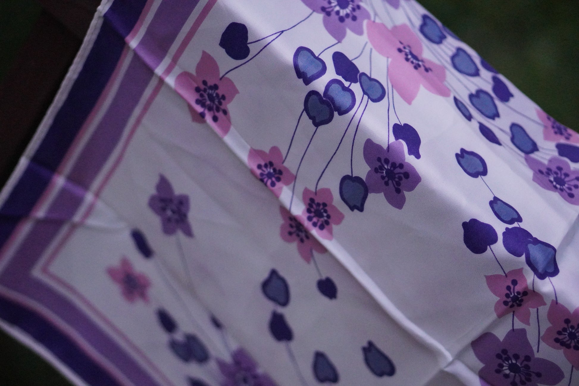1970s Purple Floral Neck Scarf Made in Japan – Acetate Twill Vintage