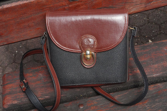 Vintage Pigeon 7010 Crossbody Bag - 80s Brown Black Shoulder Purse