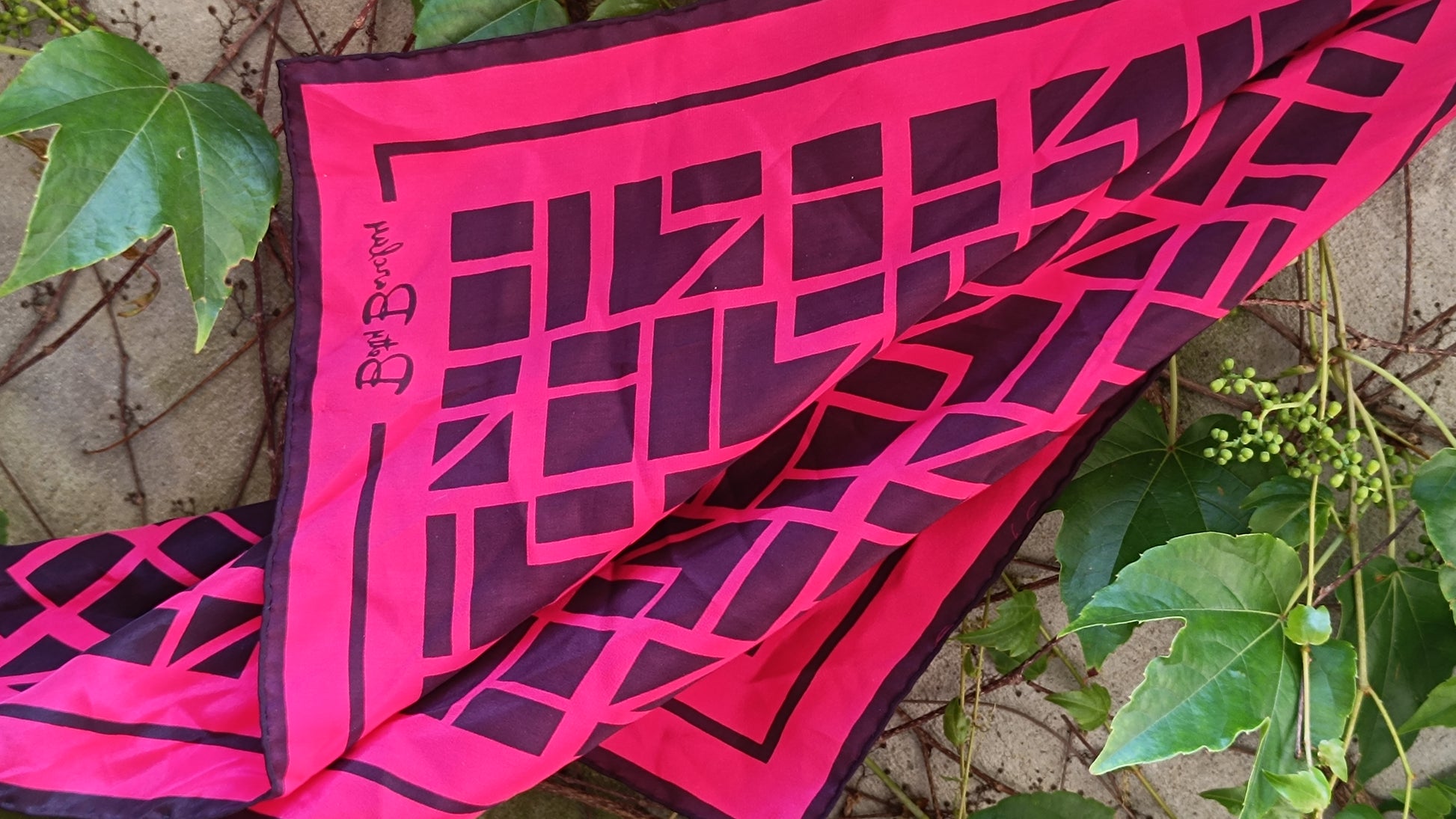 Betty Barclay Vintage 70s Geometric Silk Scarf - Pink & Plum Neck Head Wrap