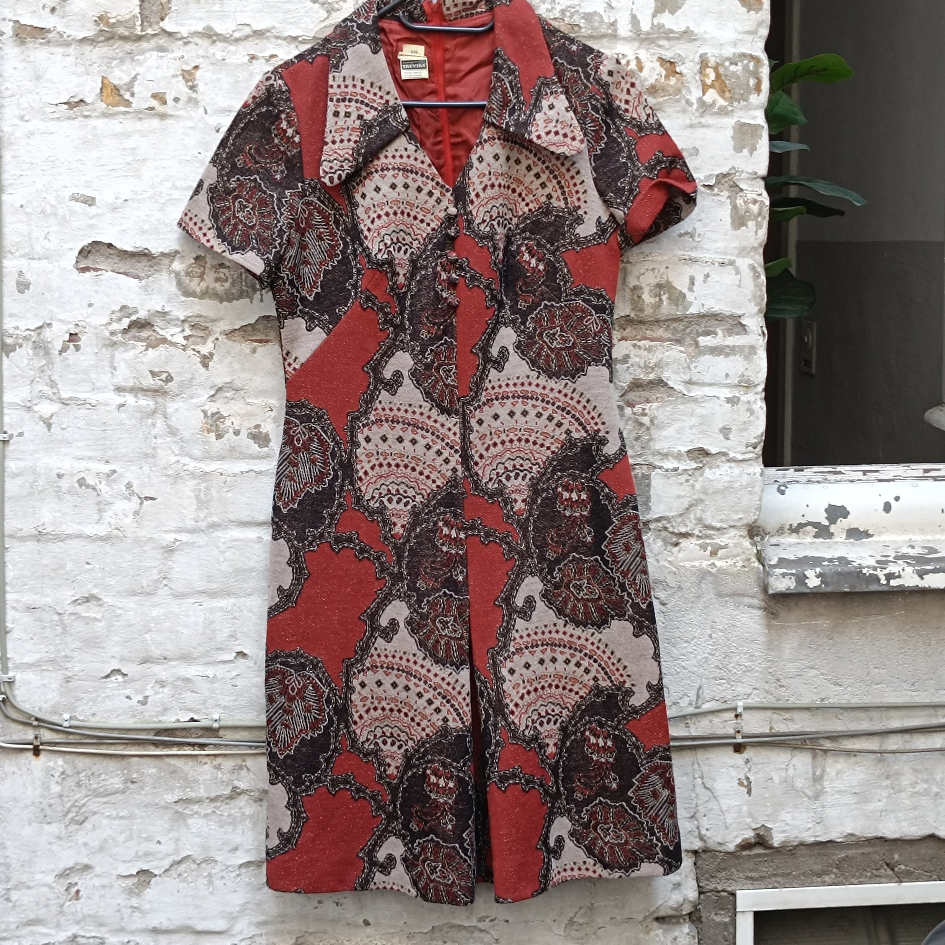 70s Paisley Mini Dress | Vintage Rust Brown A-Line Shift Dress M