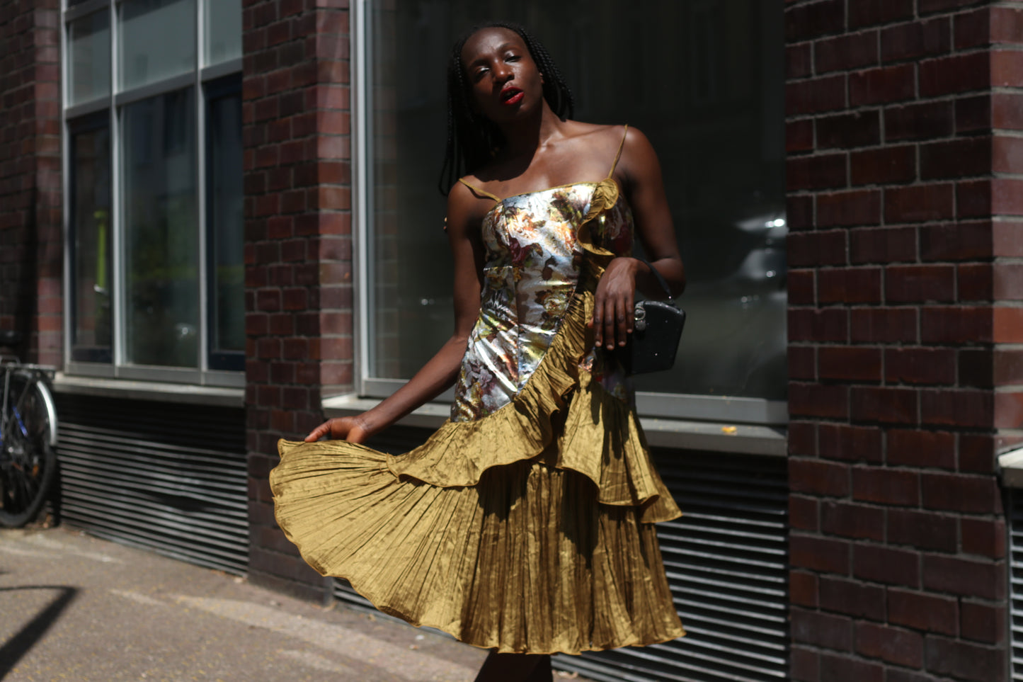 Vintage 1980s Metallic Gold Brocade Ruffle Party Dress Floral Prom Cocktail