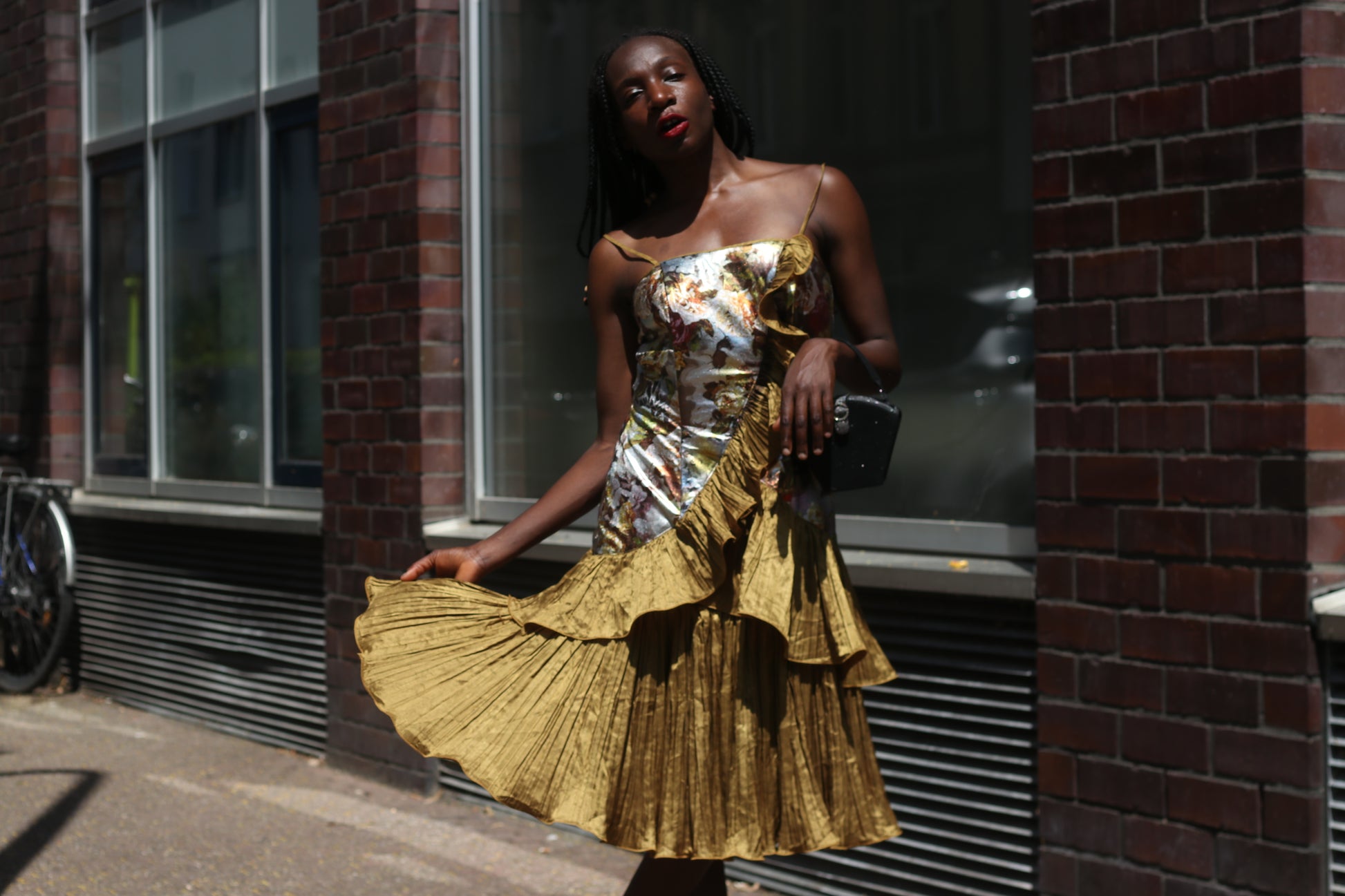 Vintage 1980s Metallic Gold Brocade Ruffle Party Dress Floral Prom Cocktail