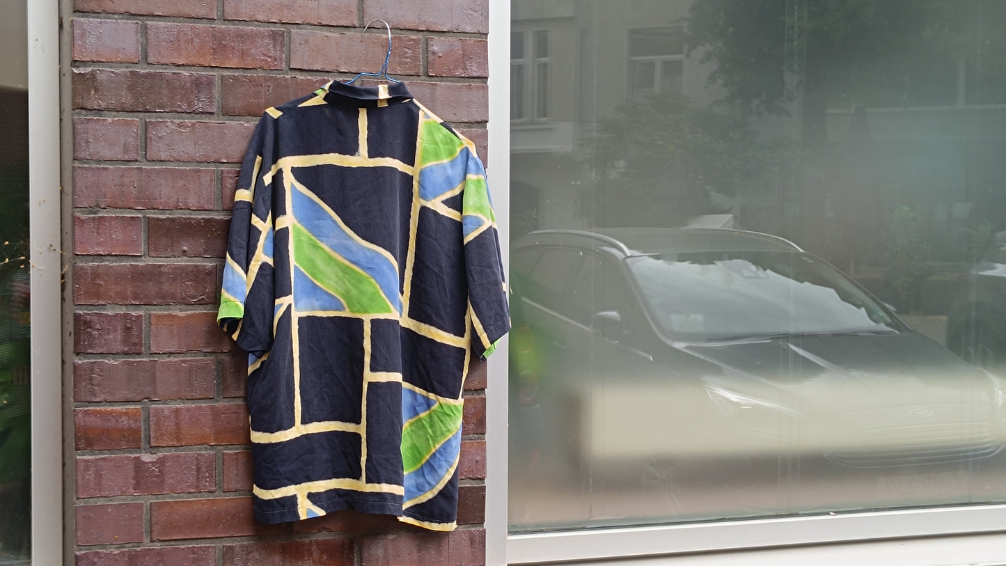 Vintage 90s Abstract Geometric Short Sleeve Blouse Rayon Festival Graphic Shirt