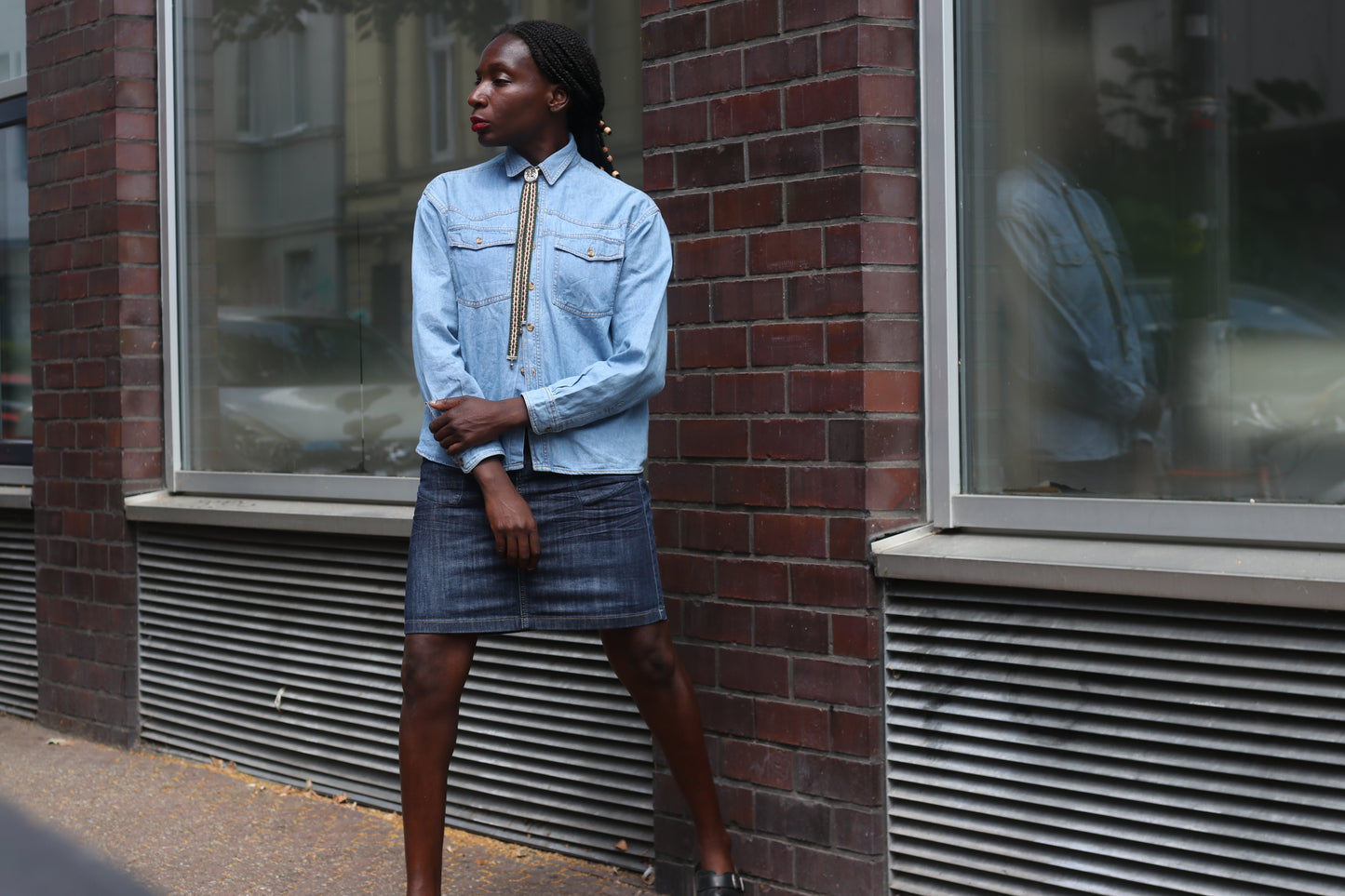 Vintage 90s Light Wash Denim Shirt Western Long Sleeve Blue Jean Button Up Top