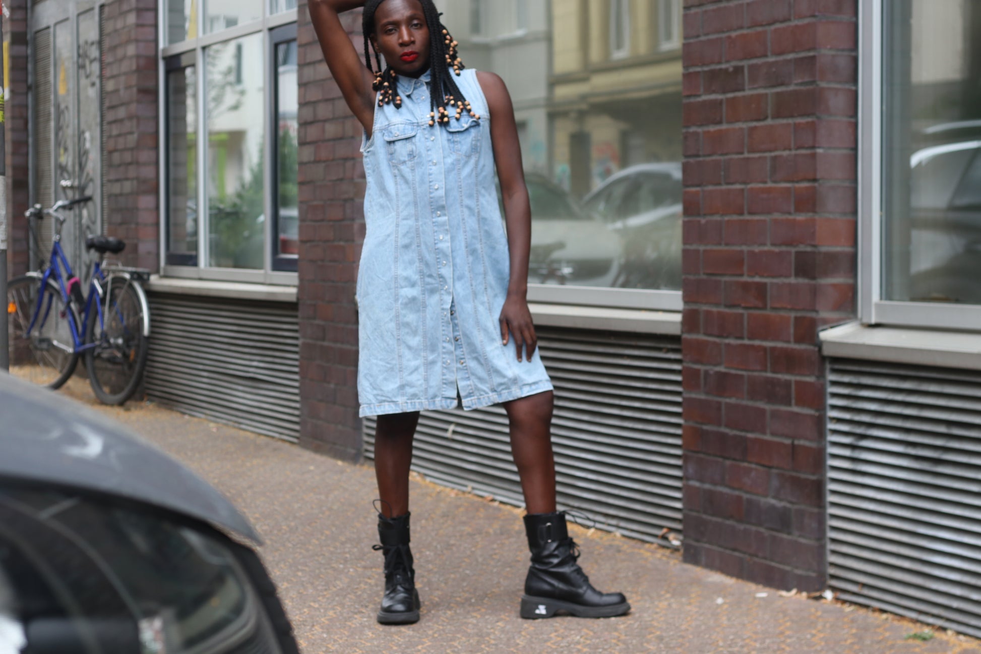Vintage 90s Denim Dress Sleeveless Light Wash Jean Midi Snap Button Coat Dress