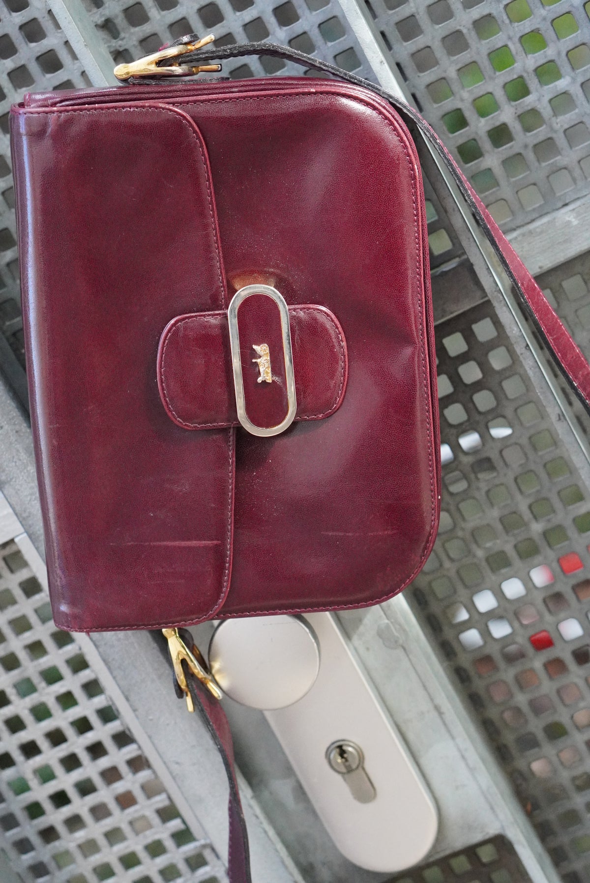 Vintage Burgundy Leather Crossbody Bag 70s Retro Shoulder Bag Classic Maroon Purse