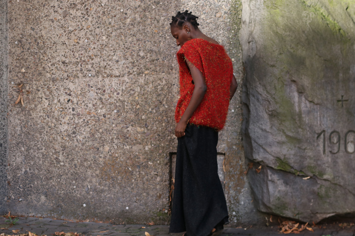 Knit Top - 90s Vintage Red Eyelash Vest - Sleeveless Sweater M