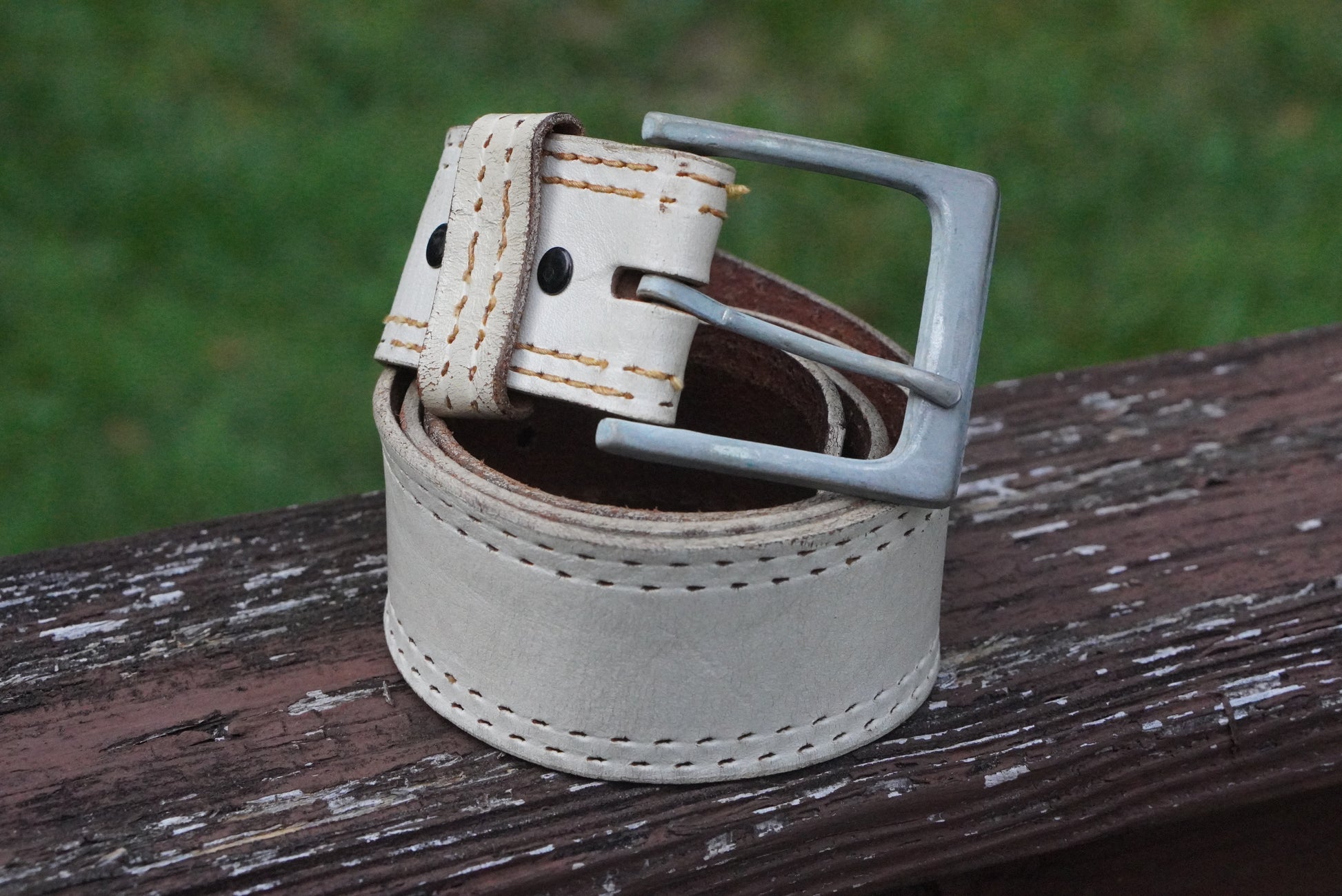 Vintage White Leather Belt - 70s Top Grain Bridle Stitch Belt - Medium