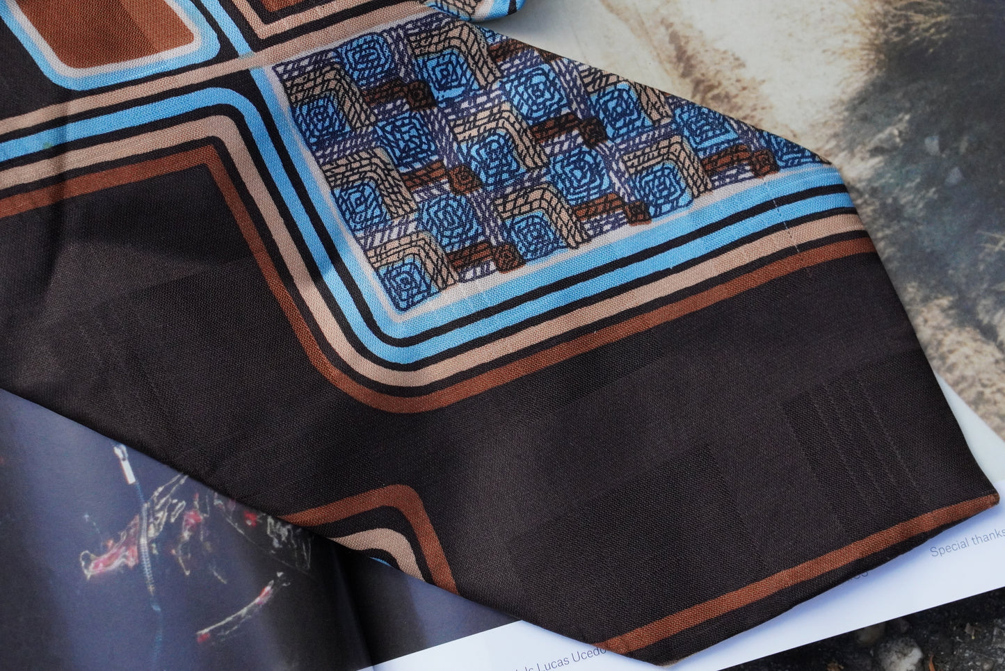 Le Schans Paris Vintage 1970s Silk Tie Geometric Abstract Brown Blue Retro Neckwear