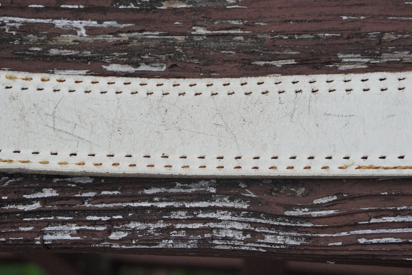 Vintage White Leather Belt - 70s Top Grain Bridle Stitch Belt - Medium