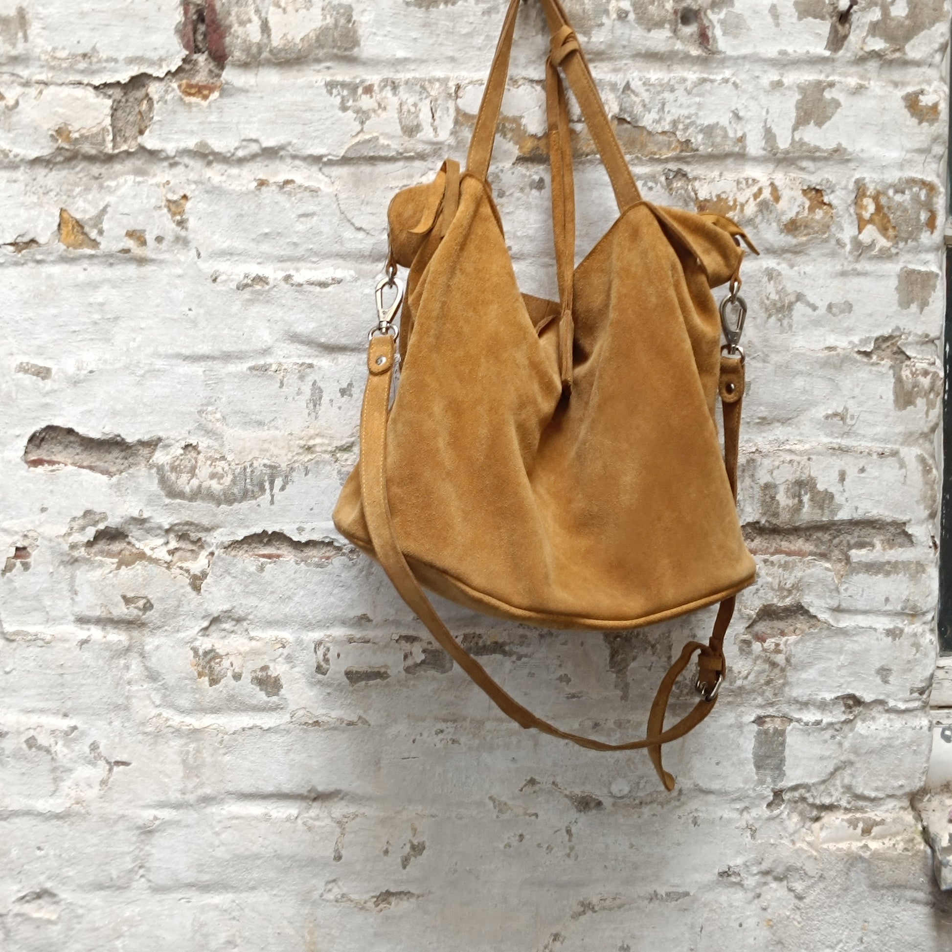 Baccini Milano Vintage Suede Hobo Bag Tan Brown Leather Slouchy Shoulder Tote 70s