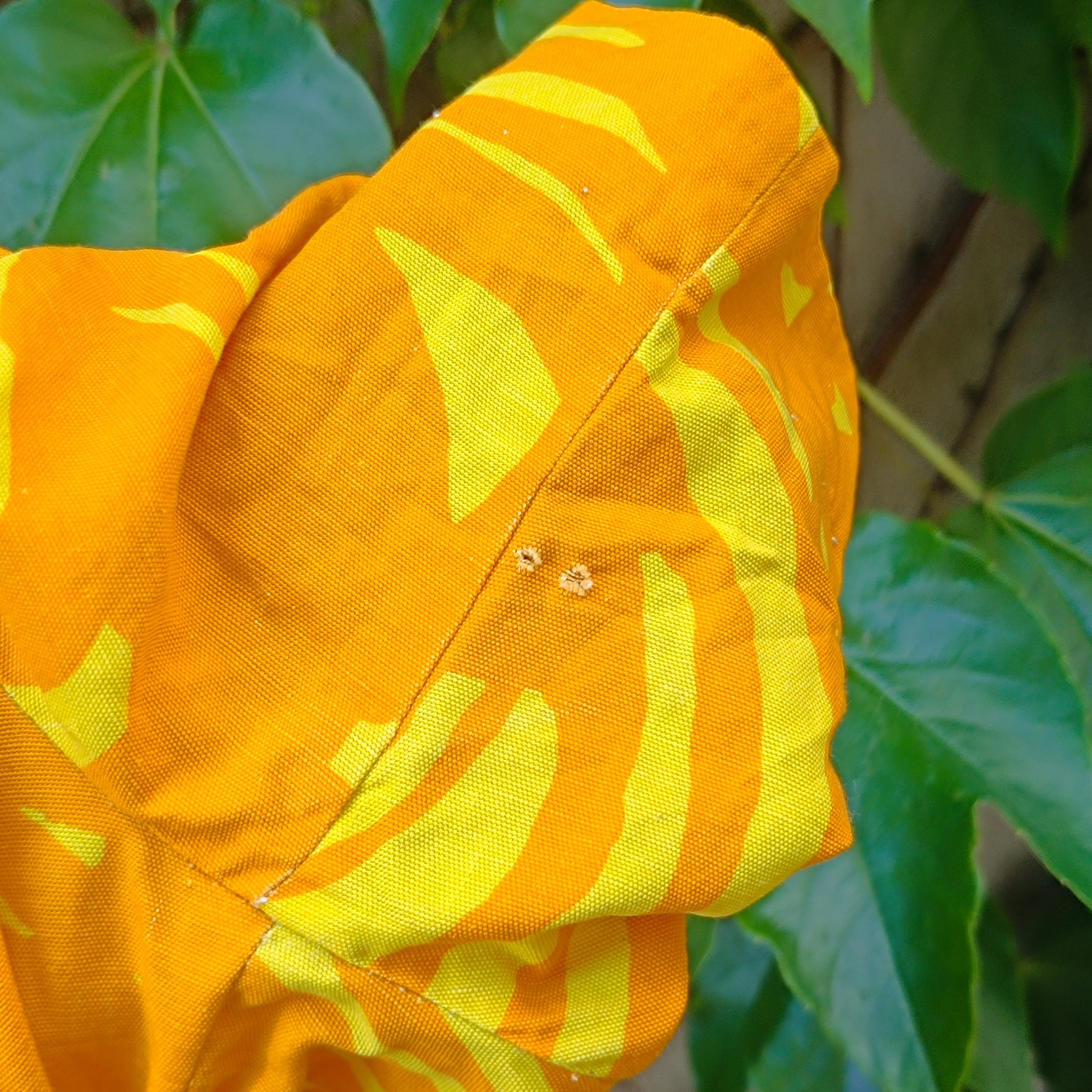 Vintage 1960s Yellow Patterned Shift Dress - Retro Short Sleeve Mini
