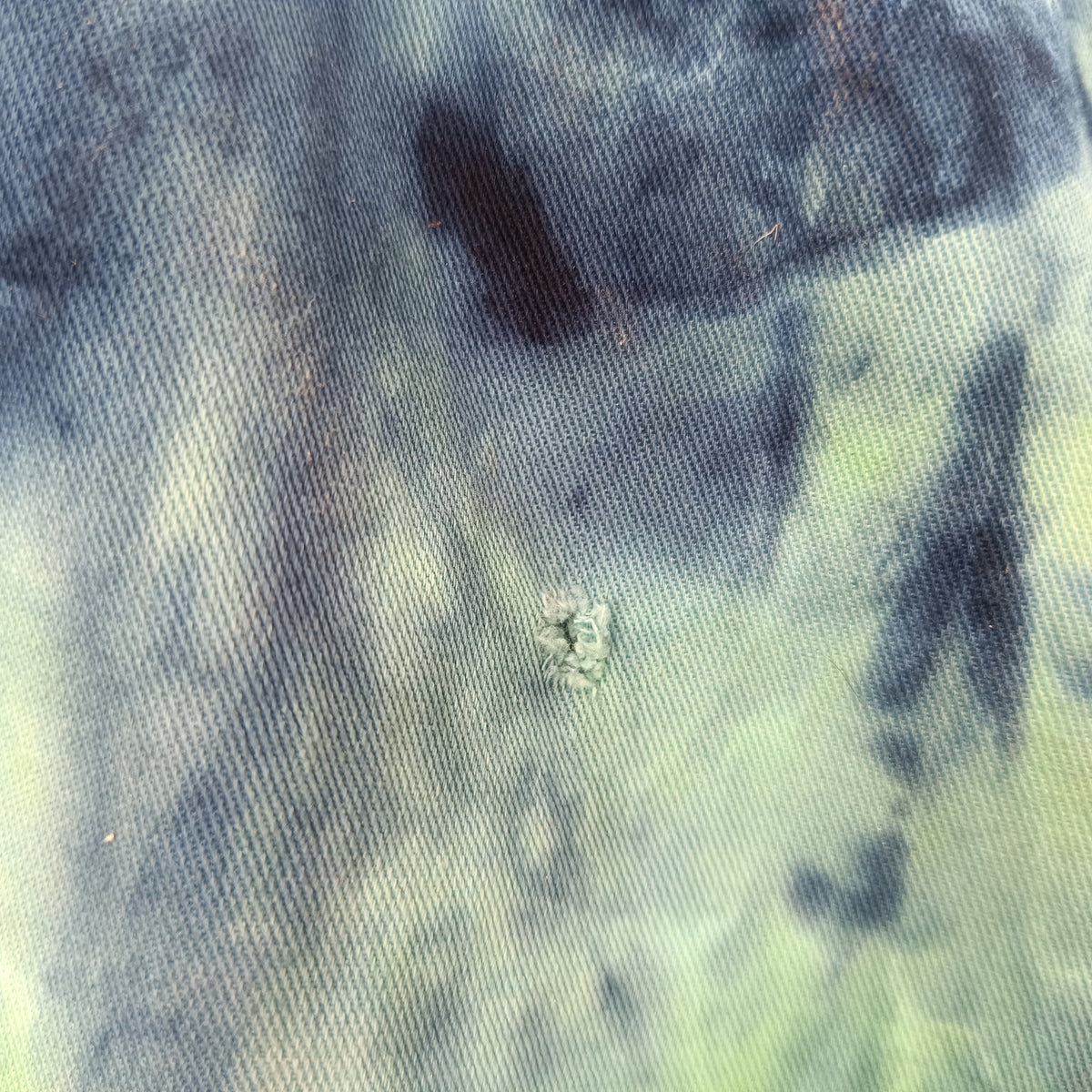 Tie Dye Capri Pants | Vintage 90s Y2K Blue Green Cropped Trousers