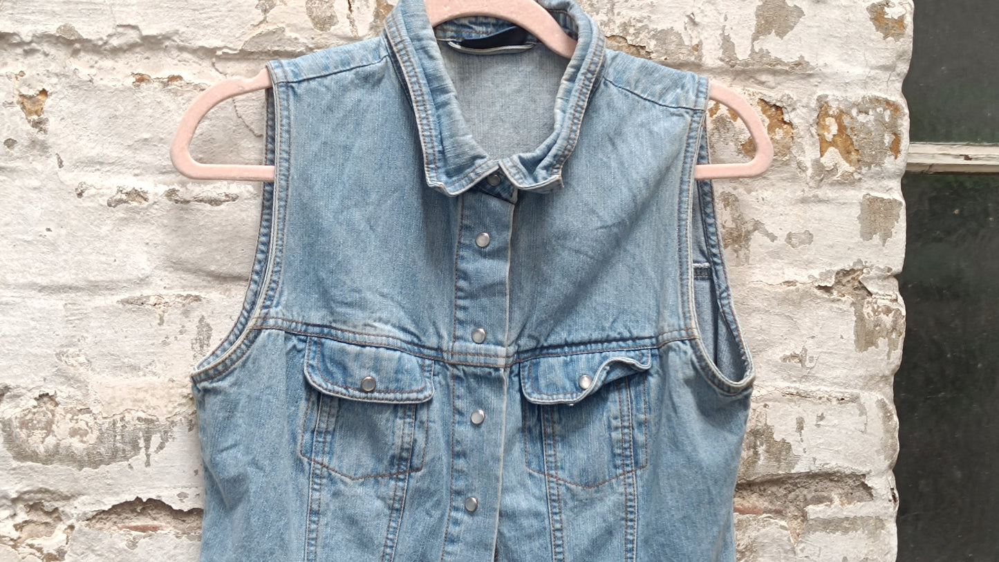 Vintage 90s Denim Dress Sleeveless Light Wash Jean Midi Snap Button Coat Dress