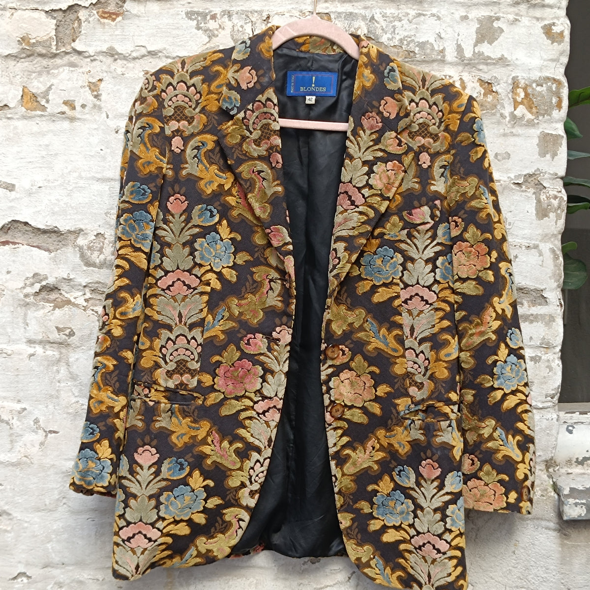 Blondes Italy floral tapestry blazer, size 42