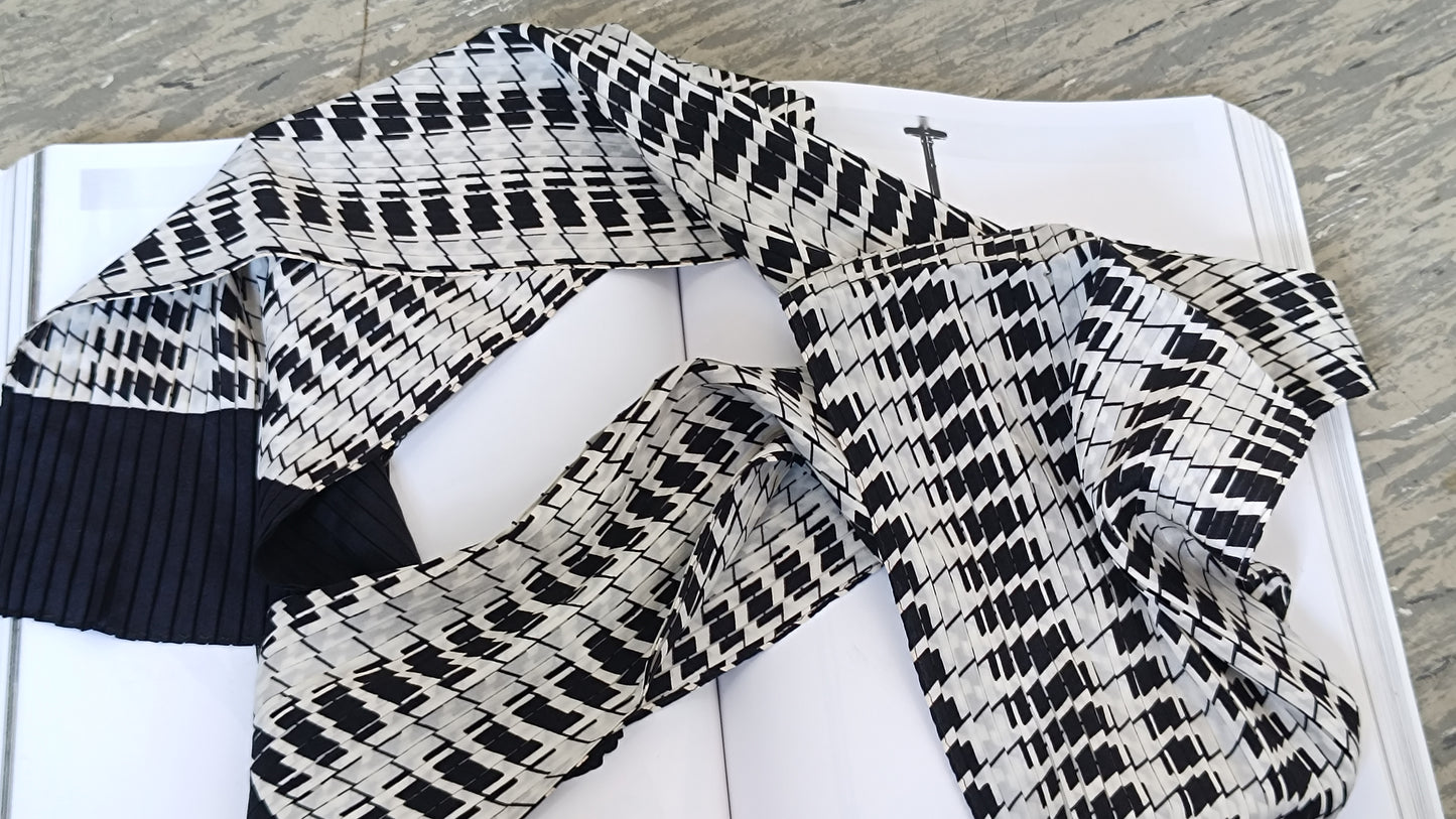 Vintage Christian Fischbacher Silk Scarf Black White Houndstooth Pleated Tie