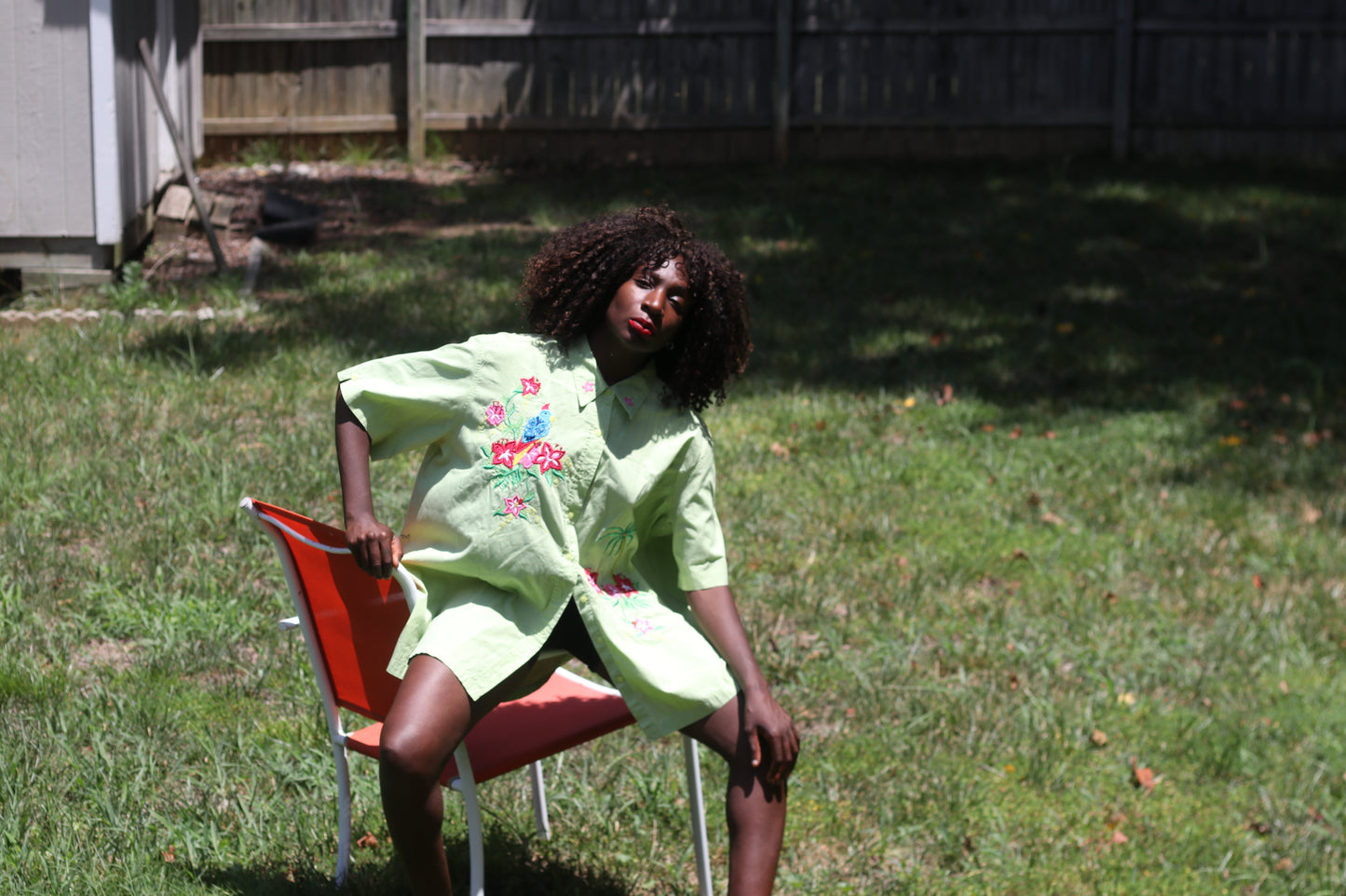 Bobbie Brooks Vintage 90s Green Embroidered Tropical Hawaiian Shirt