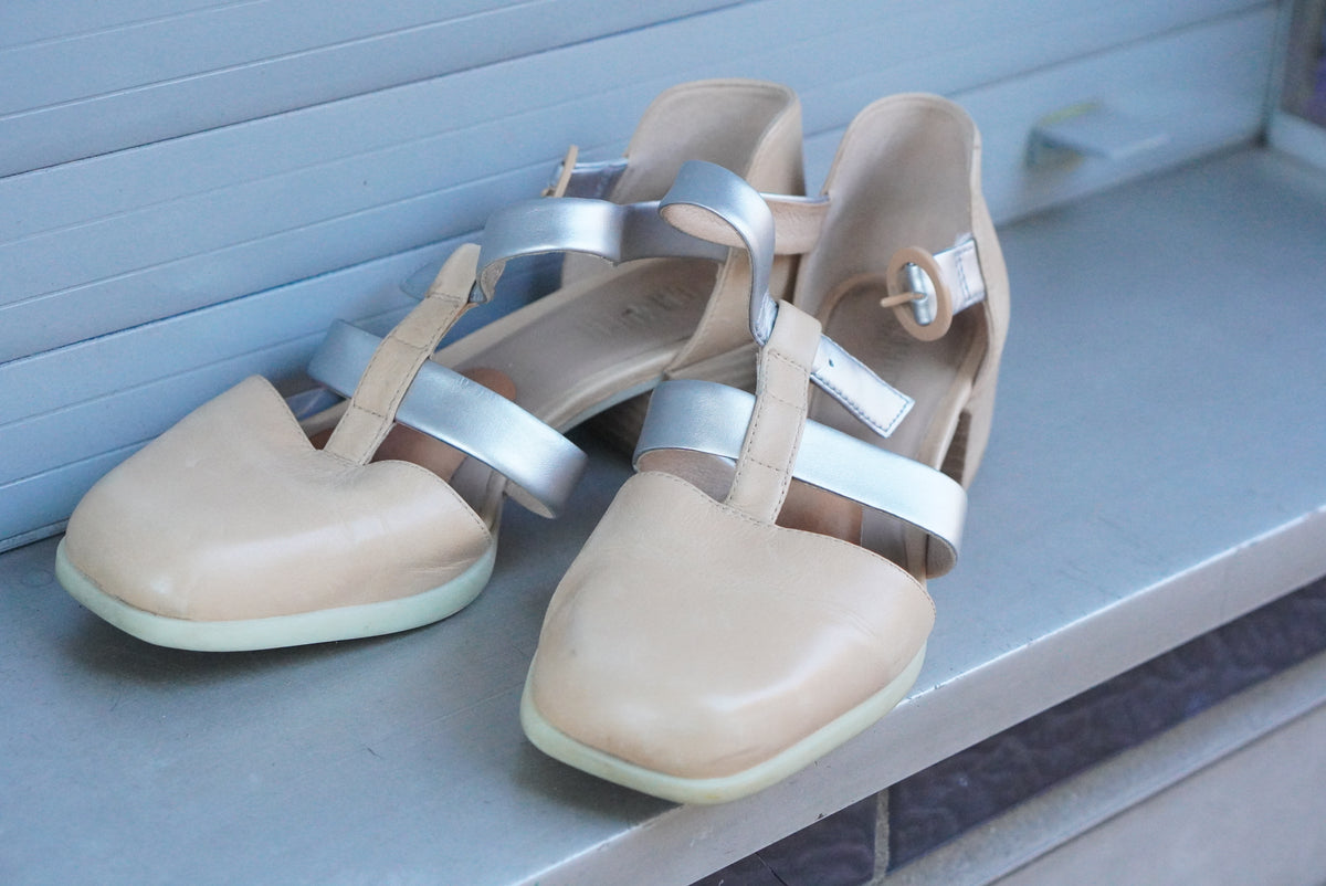 Vintage Camper Beige Silver Leather Strappy Sandals - Y2K Heels | EU 38