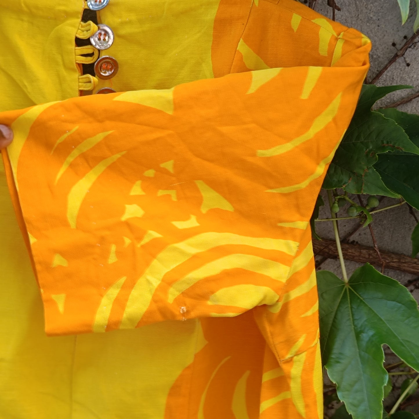 Vintage 1960s Yellow Patterned Shift Dress - Retro Short Sleeve Mini