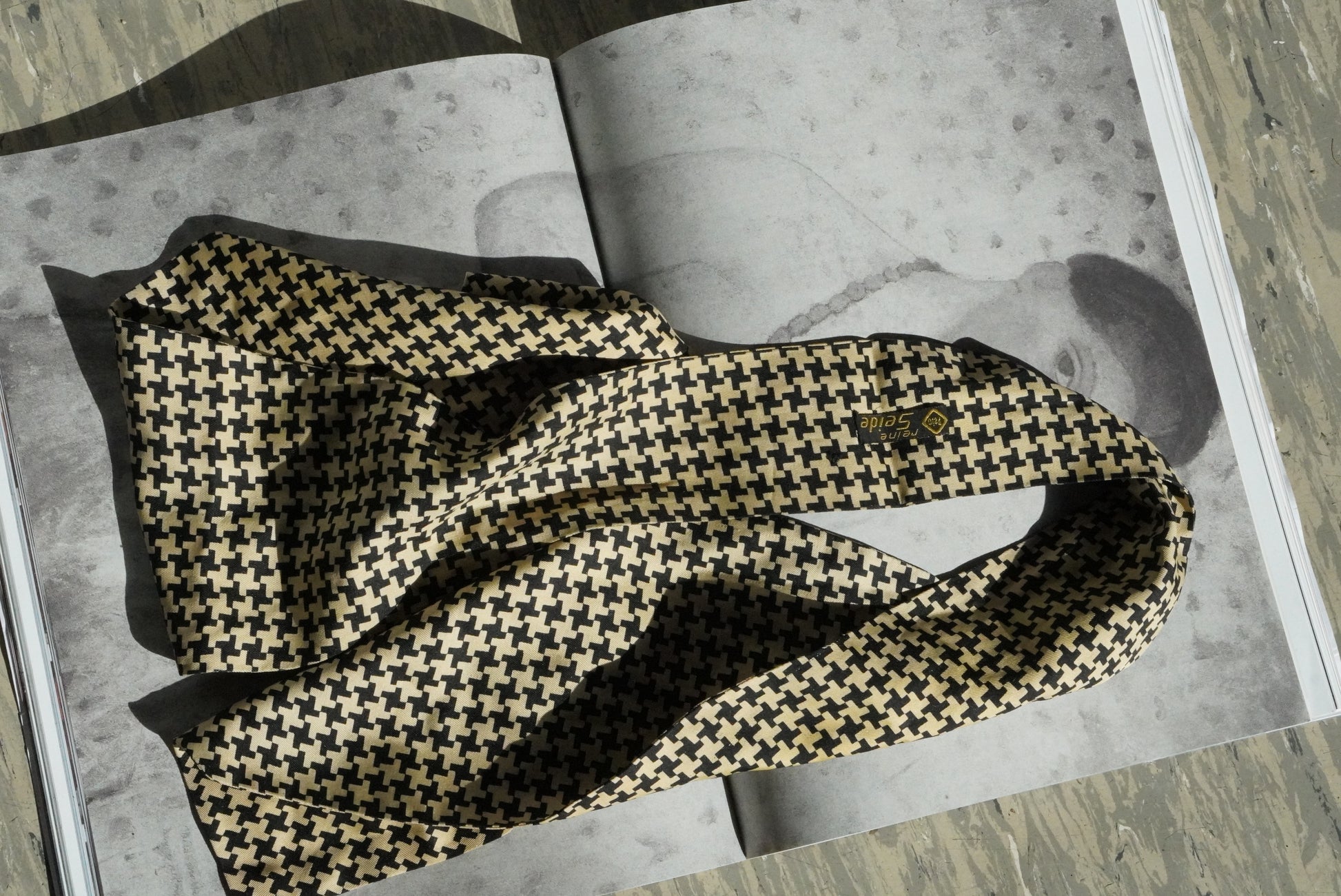Vintage Silk Scarf Houndstooth Neck Head Scarf Black Beige Reine Seide 1980s