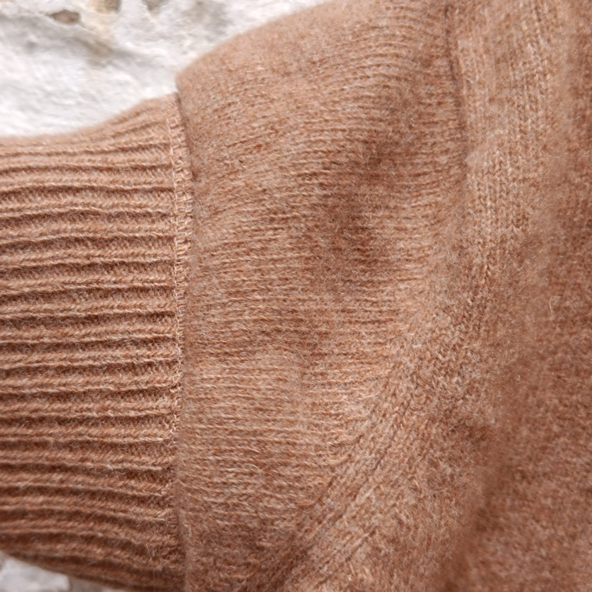 Eddie Bauer Vintage 100 Wool Short Sleeve Knit Sweater Beige Tan