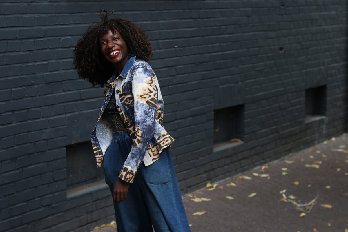 Vintage Leopard Denim Jacket | 90s Animal Print Trucker | Blue M