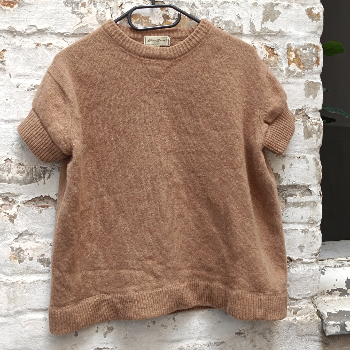 Eddie Bauer Vintage 100 Wool Short Sleeve Knit Sweater Beige Tan