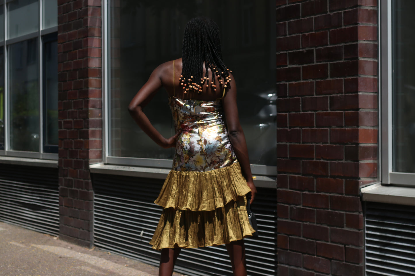 Vintage 1980s Metallic Gold Brocade Ruffle Party Dress Floral Prom Cocktail