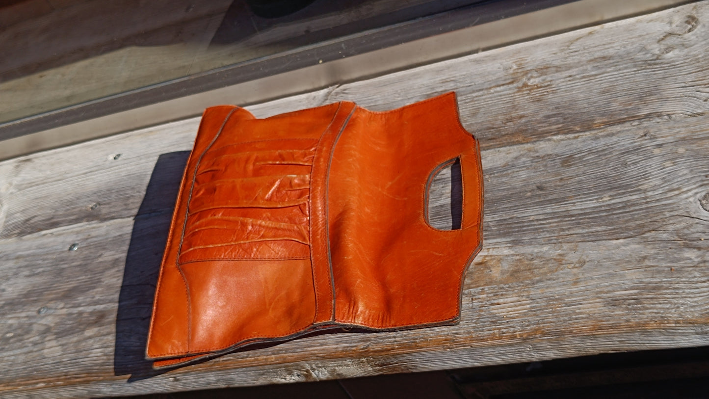 Vintage 1970s Tan Leather Clutch Bag - Retro Cutout Handle Purse