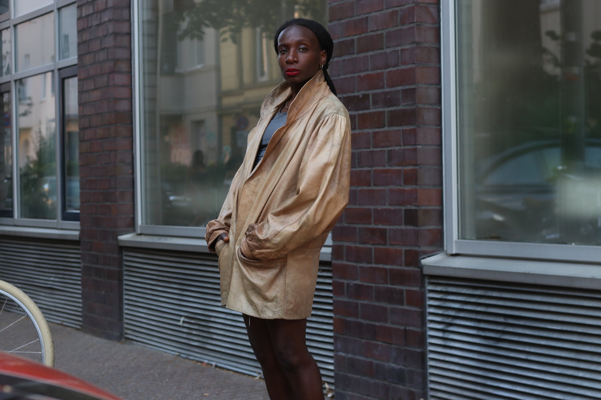 Vintage 80s Distressed Tan Leather Blazer | Oversized 90s Style
