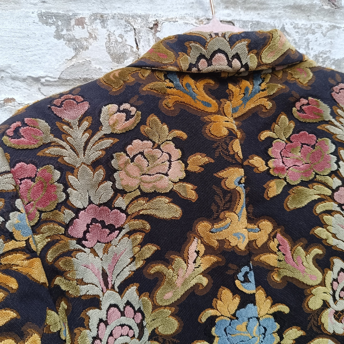Blondes Italy floral tapestry blazer, size 42