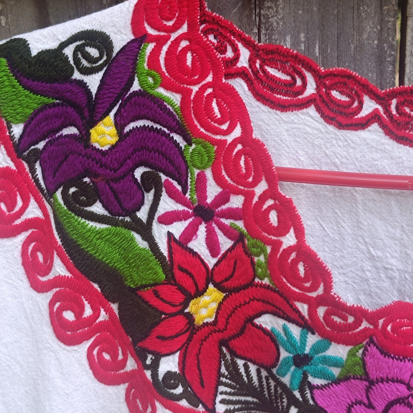 Vintage 1970s Mexican Embroidered Blouse - Boho Floral Top