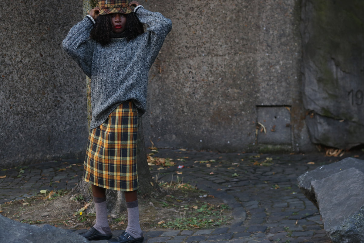 Plaid Pencil Skirt - Vintage 90s Tartan Yellow Navy S/M