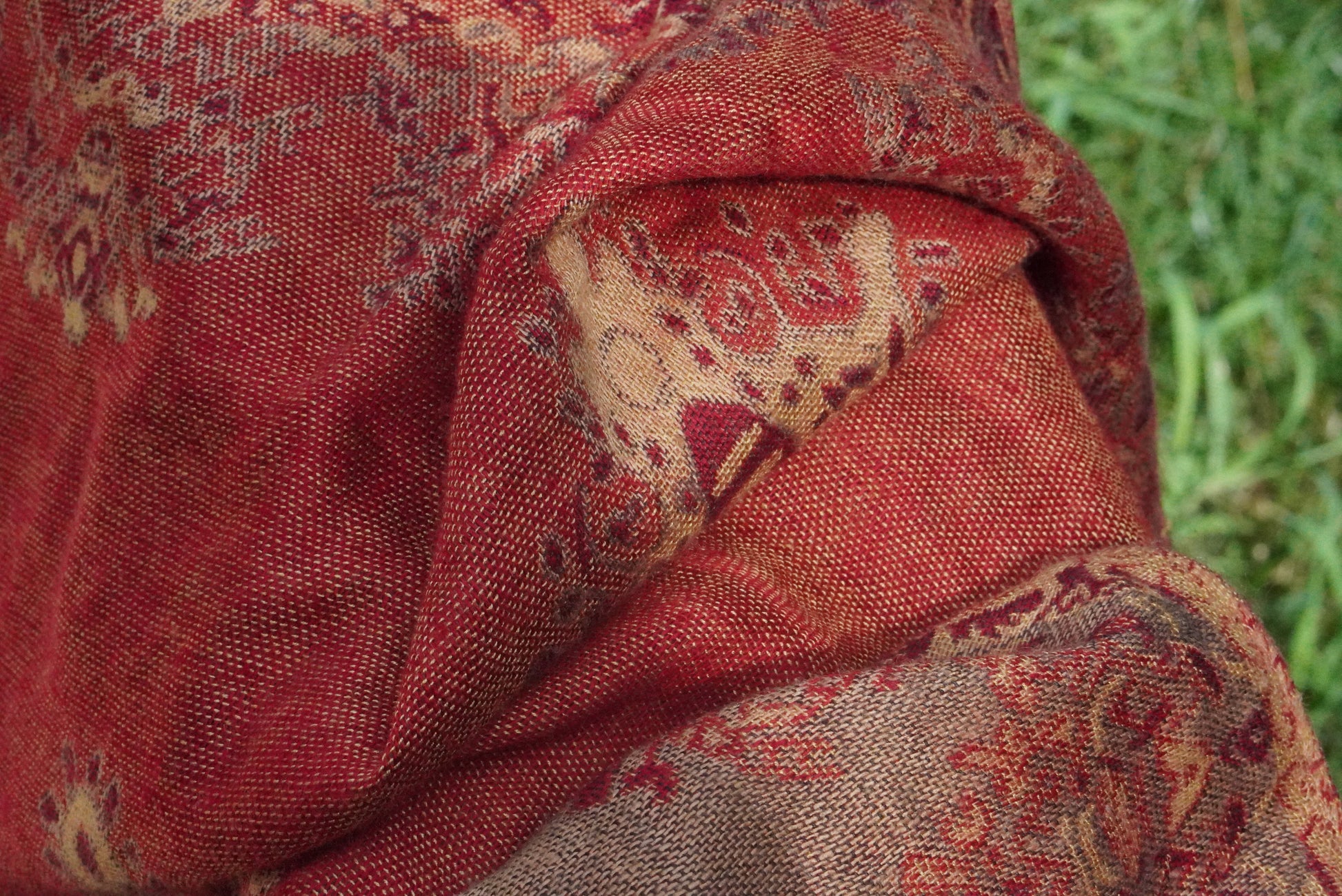 Vintage Paisley Pashmina Scarf | 90s Rust Red Boho Fringe Shawl