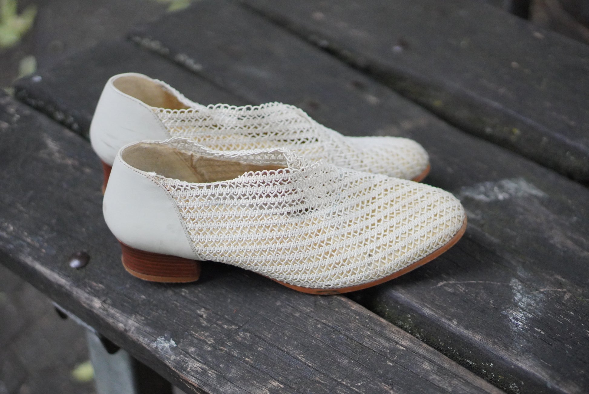 Anna K Vintage 1980s White Mesh Crochet Woven Block Heel Pumps Summer Shoes Size 39