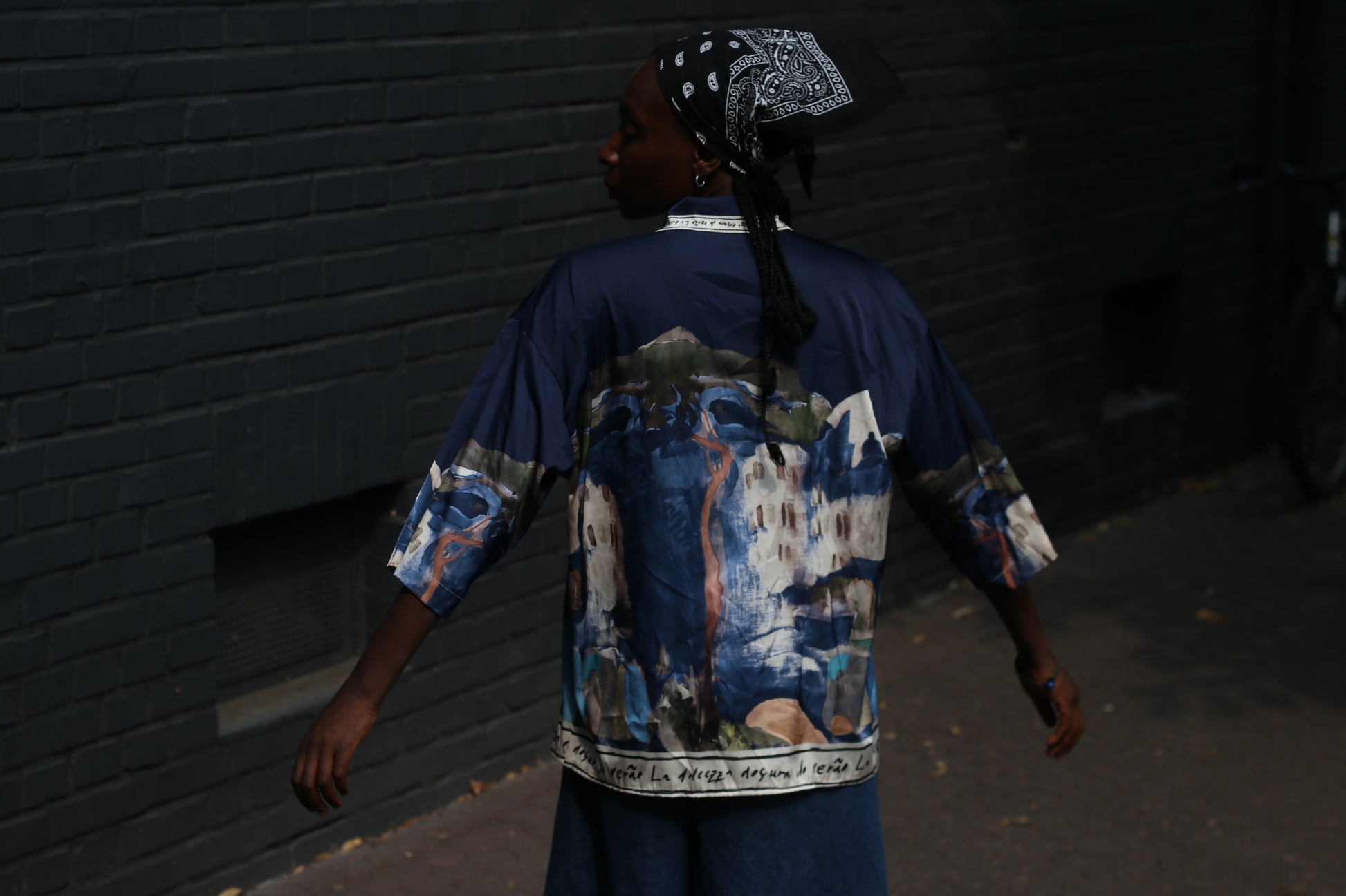 Vintage Silk Landscape Print Shirt - 90s Oversized Blue Blouse  M/L
