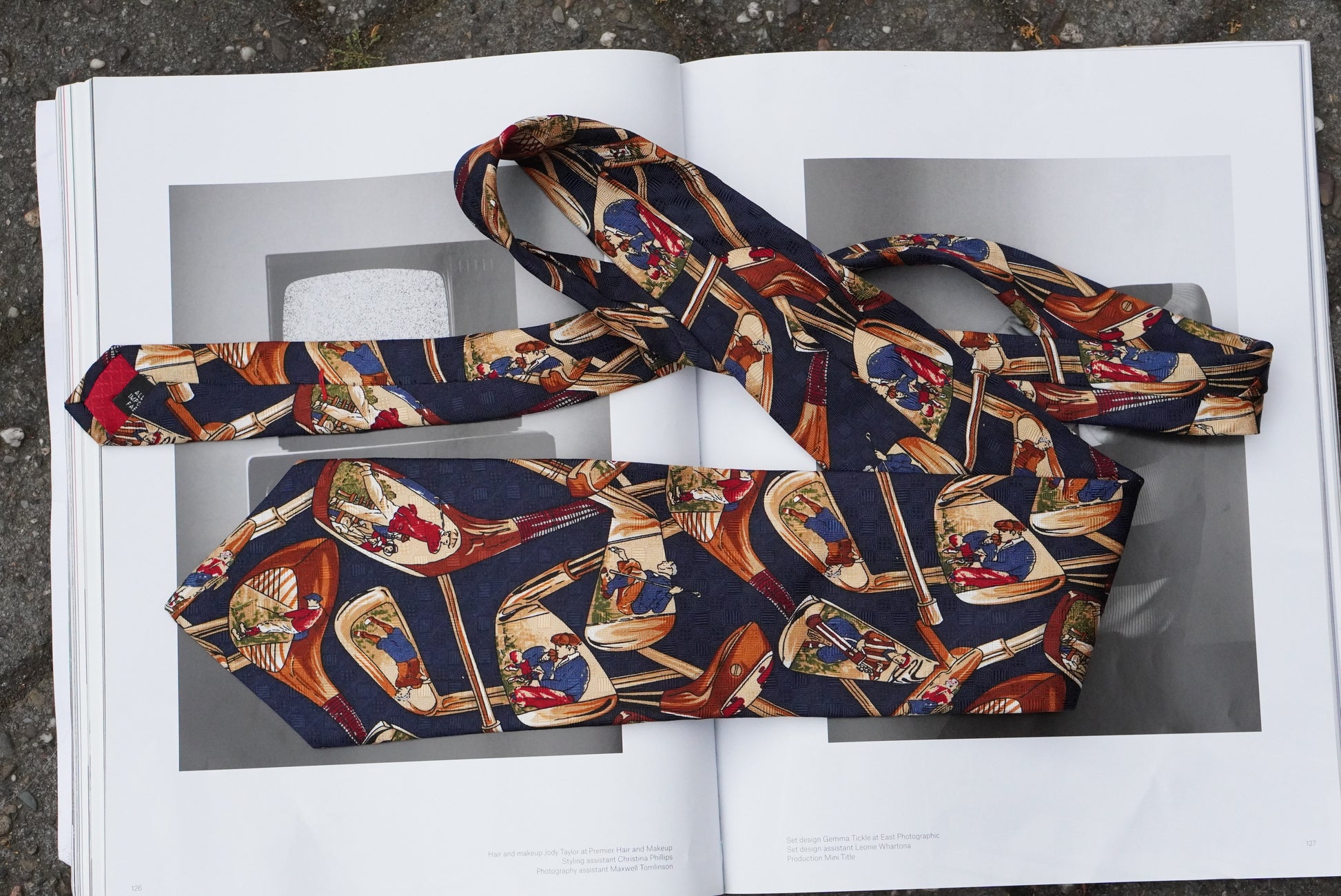 Zianetti Vintage 1990s Italian Silk Tie Navy Blue Novelty Golf Club Graphic Ties