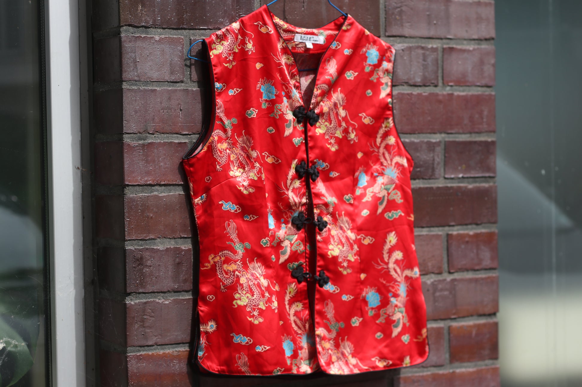 90s Dragon Top Red Qi Pao Blouse Sleeveless Asian Aesthetic Pure Silk Festival L