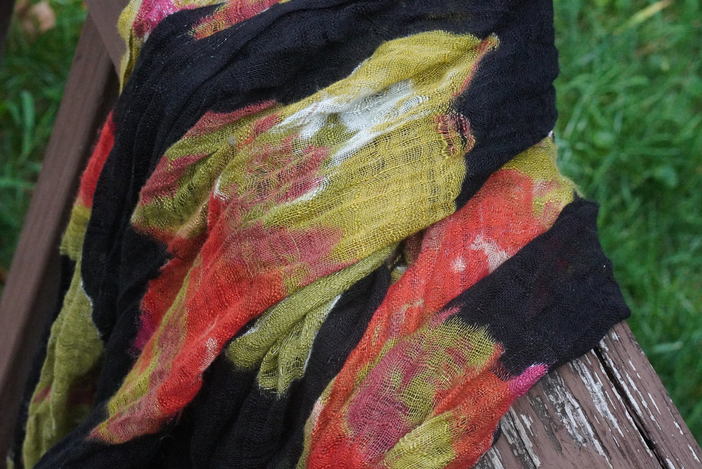 Vintage Floral Scarf - Retro Black Crinkle Wrap with Fringe