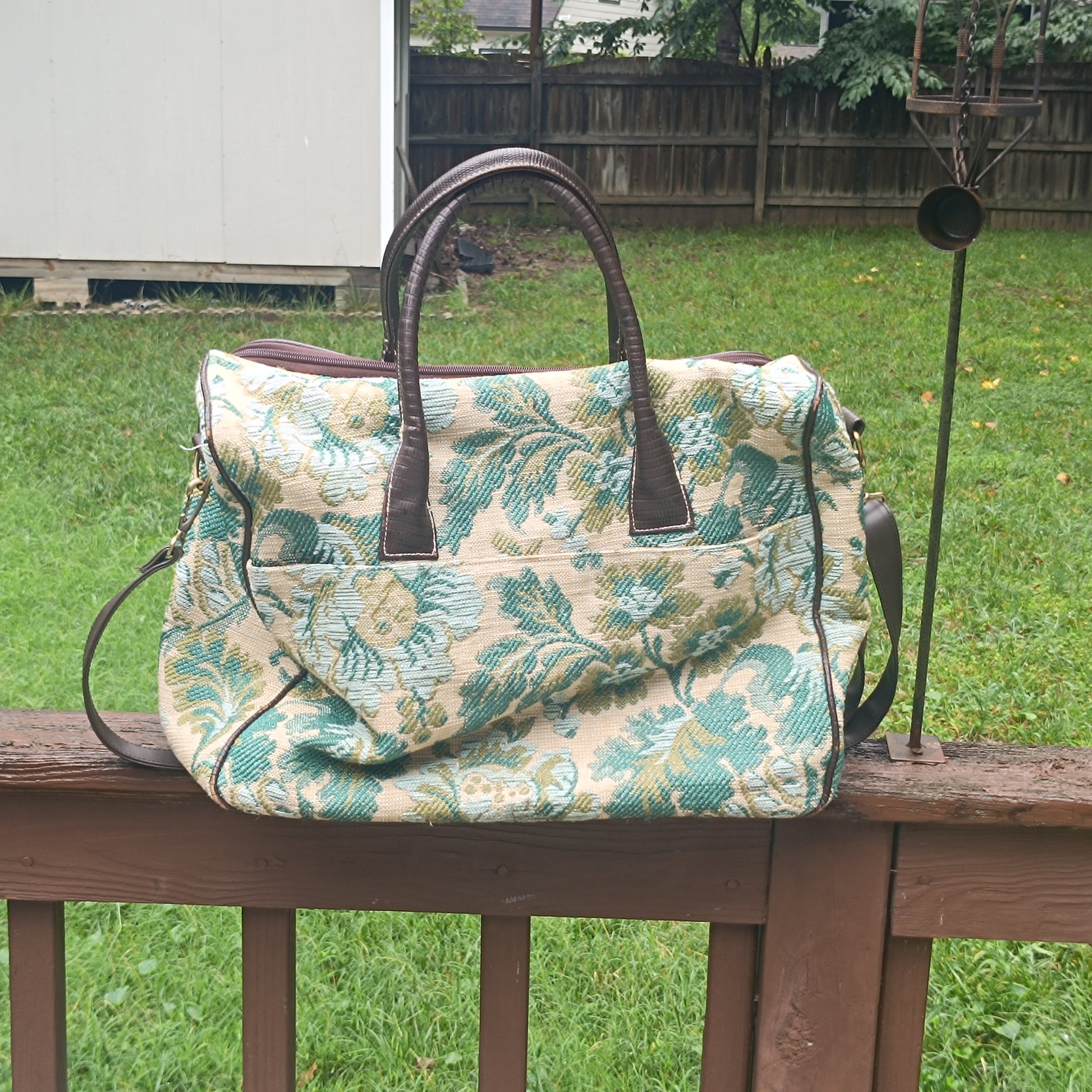 Bueno Vintage Tapestry Travel Bag - 90s Floral Weekender Duffle