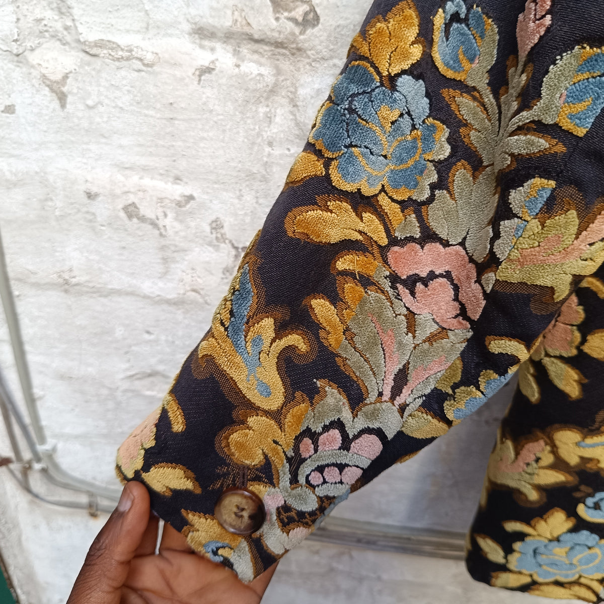 Blondes Italy floral tapestry blazer, size 42