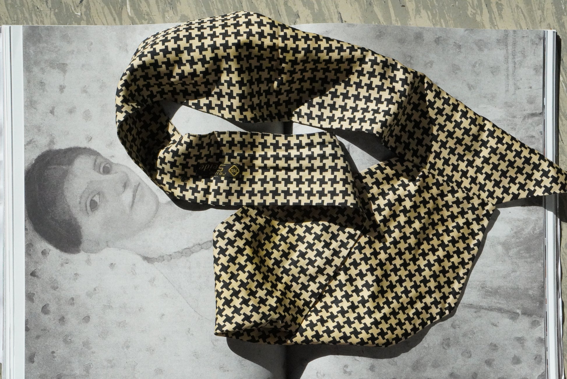 Vintage Silk Scarf Houndstooth Neck Head Scarf Black Beige Reine Seide 1980s
