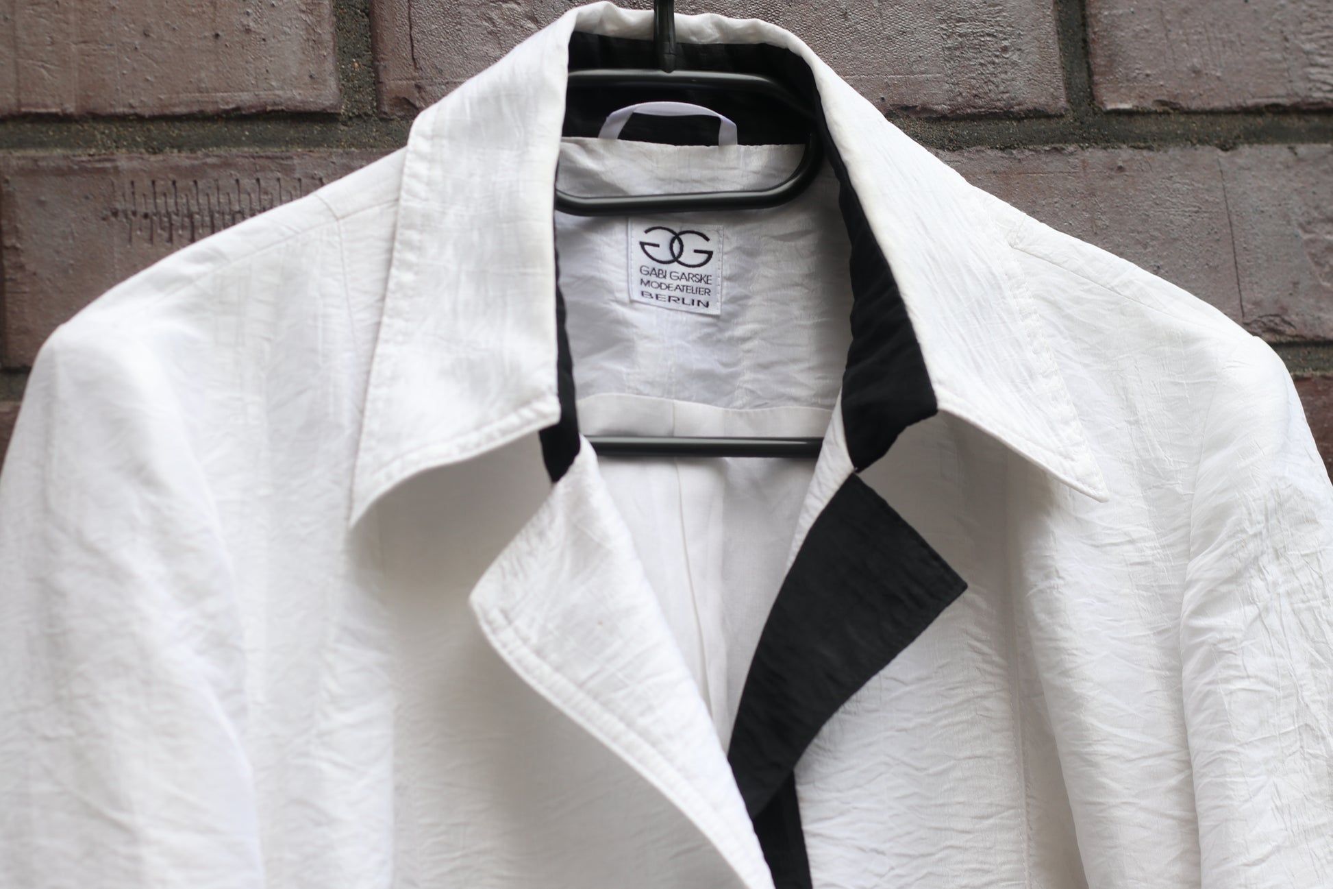 Gabi Garske Vintage 1980s White Crinkle Blazer Berlin Designer Avant Garde Jacket