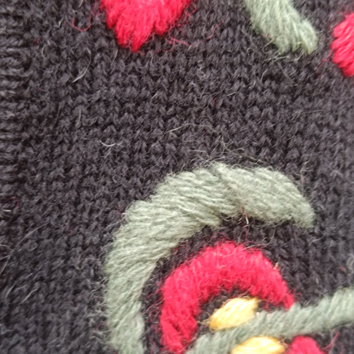 Floral Embroidered Wool Cardigan | Vintage Folk Knit Sweater | Black M