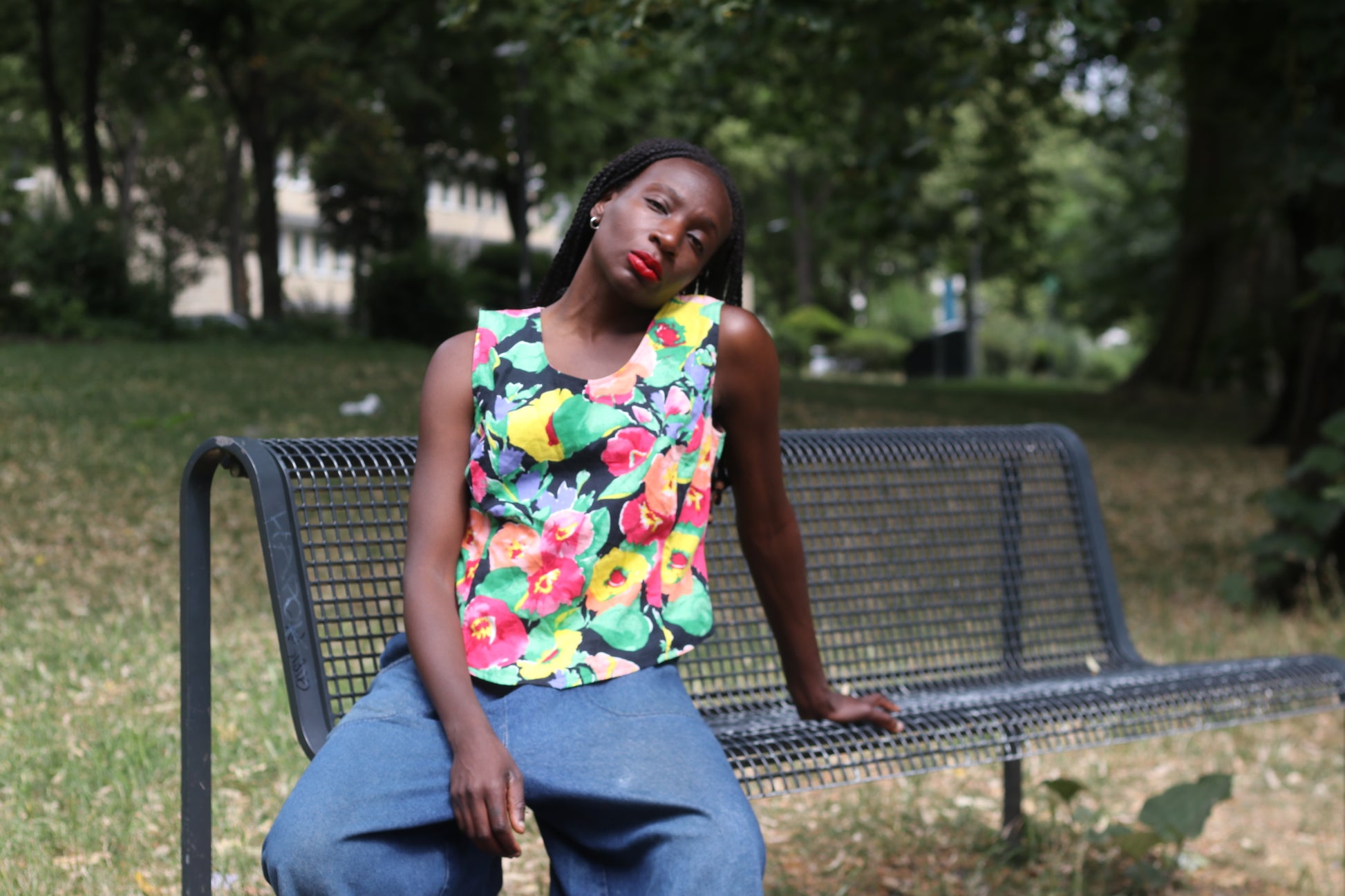 Vintage 90s Painterly Floral Sleeveless Cotton Top