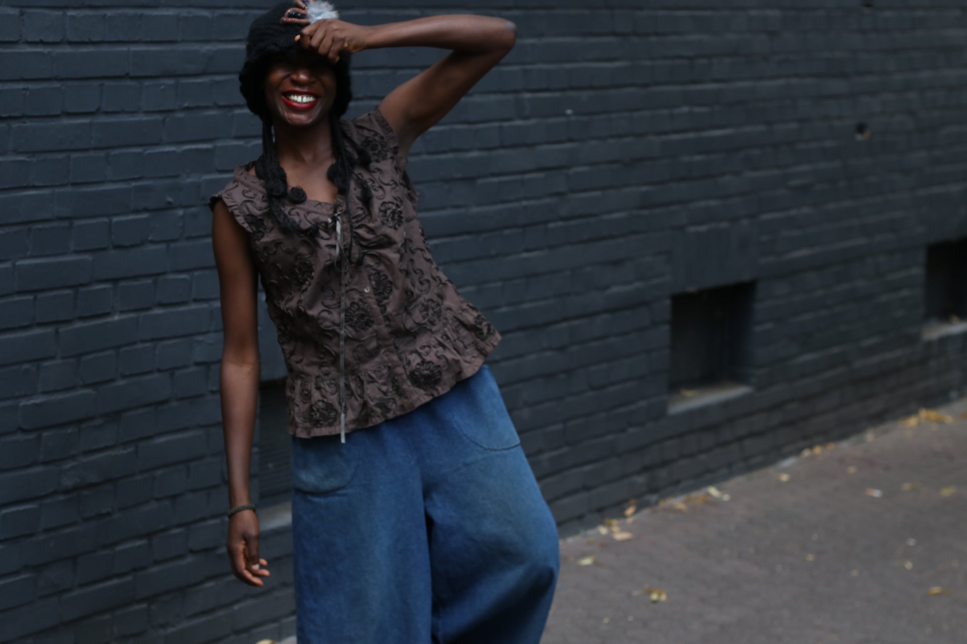 Vintage Brown 90s Textured Sleeveless Blouse Top - Boho Vest